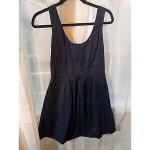 Vineyard Vines Navy Blue Sleeveless Chevron Textured Dress Size 6 - MSRP $168